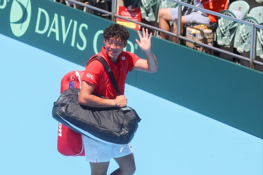 Coleman Wong waves to the crowd ahead of his match against Sergey Fomin at Victoria Park Tennis Stadium. Photo: Edmond So