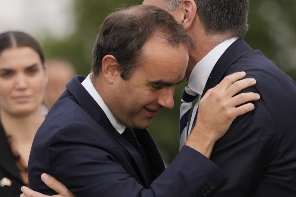 Then-French Defence Minister Sebastien Lecornu (left) welcomes Deputy Prime Minister of Australia Richard Marles during a ceremony in Brest, Brittany, in September 2022. Photo: AP