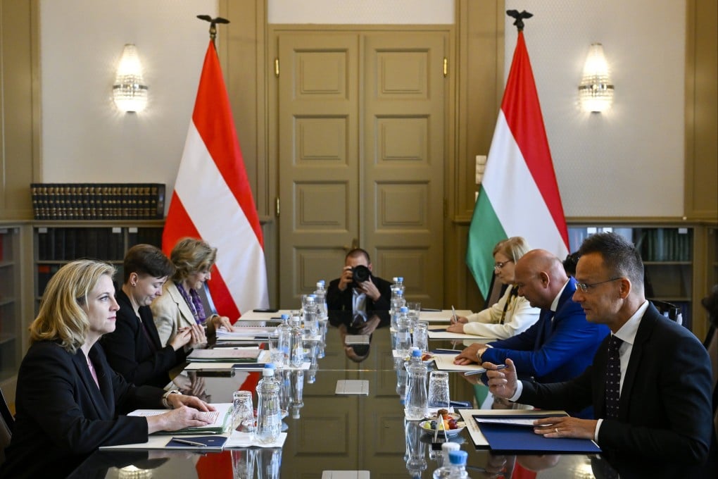 Austrian Minister of Foreign Affairs Beate Meinl-Reisinger (left) and her Hungarian counterpart Peter Szijjarto hold talks in Budapest, Hungary, on Thursday. Photo: EPA-EFE