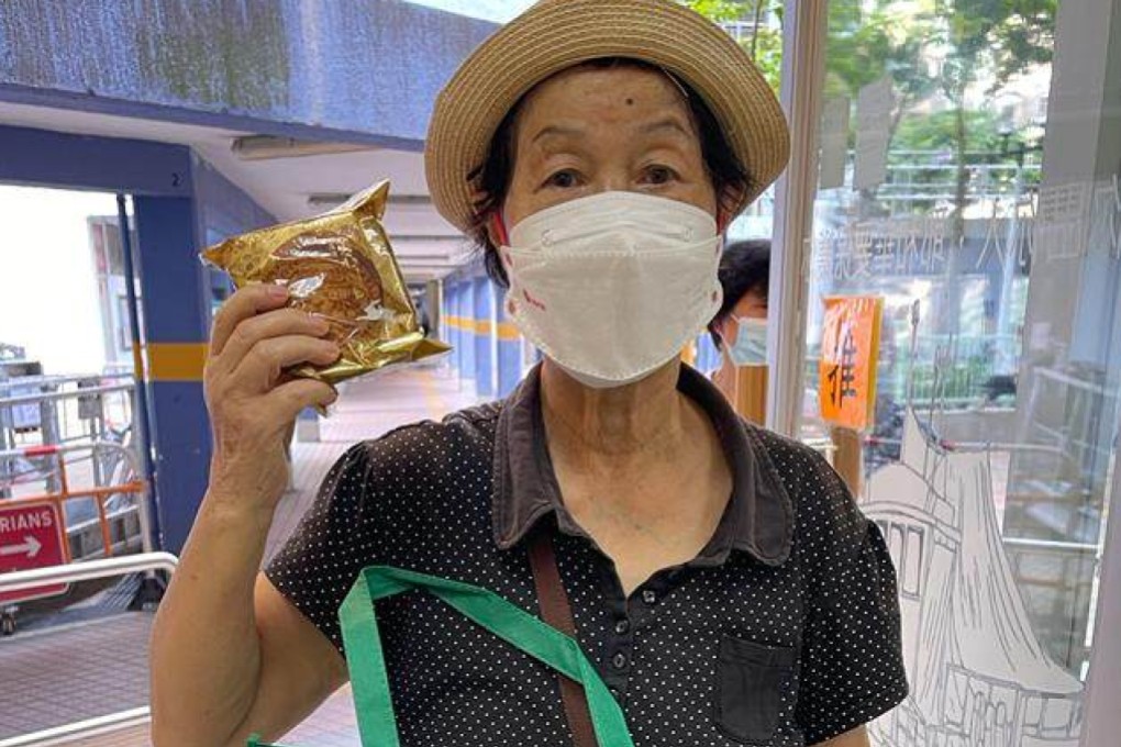 Hong Kong charities like Feeding Hong Kong tackle Mid-Autumn Festival food waste by redistributing surplus treats to those in need. Its “Mooncake Madness” drive redistributes excess mooncakes to senior centres, after-school clubs, crisis centres, charity kitchens, refugee, and new immigrant community centres and other non-profit programmes. Photo: Feeding Hong Kong