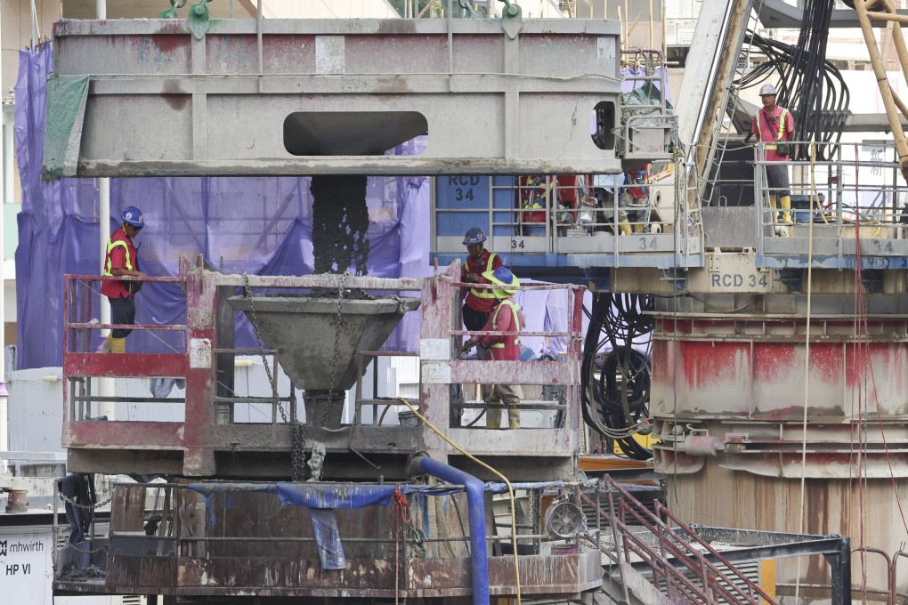 Construction workers at a site in Mong Kok. The unemployment rate in Hong Kong’s construction industry has reached 7.2 per cent. Photo: Jelly Tse