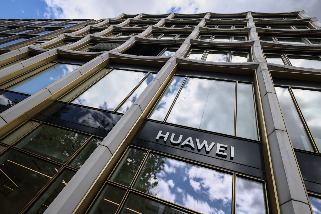 The Huawei logo is seen on the company’s store in Berlin, Germany, May 15, 2025. Photo: EPA-EFE