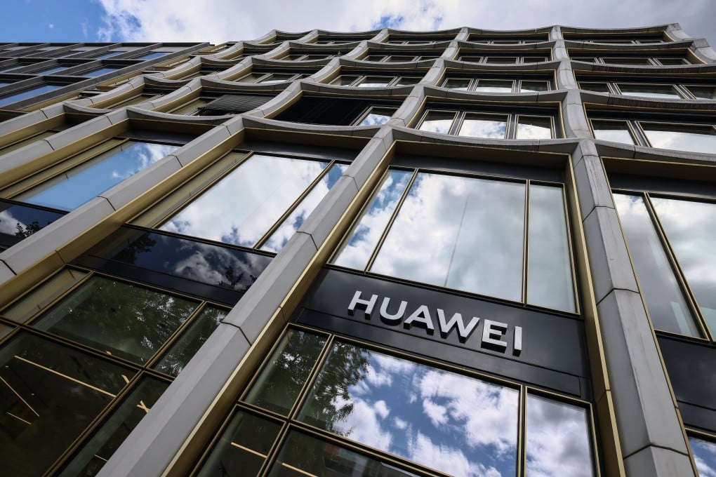 The Huawei logo is seen on the company’s store in Berlin, Germany, May 15, 2025. Photo: EPA-EFE
