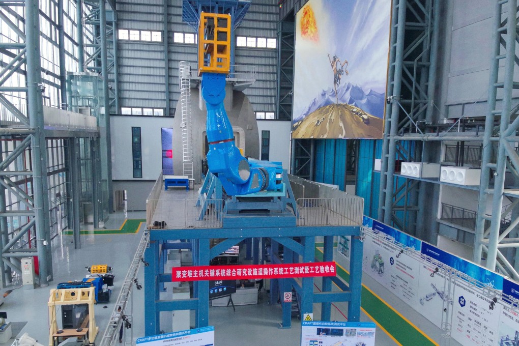 Robot Raksasa China Angkat Beban 60 Ton Bawa Kita ke Matahari Buatan