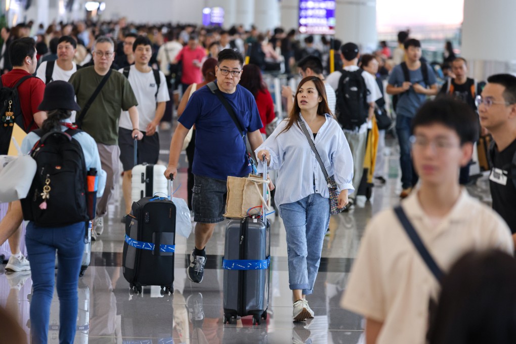 Flights resume at Hong Kong airport after Ragasa moves away. Photo: Nora Tam