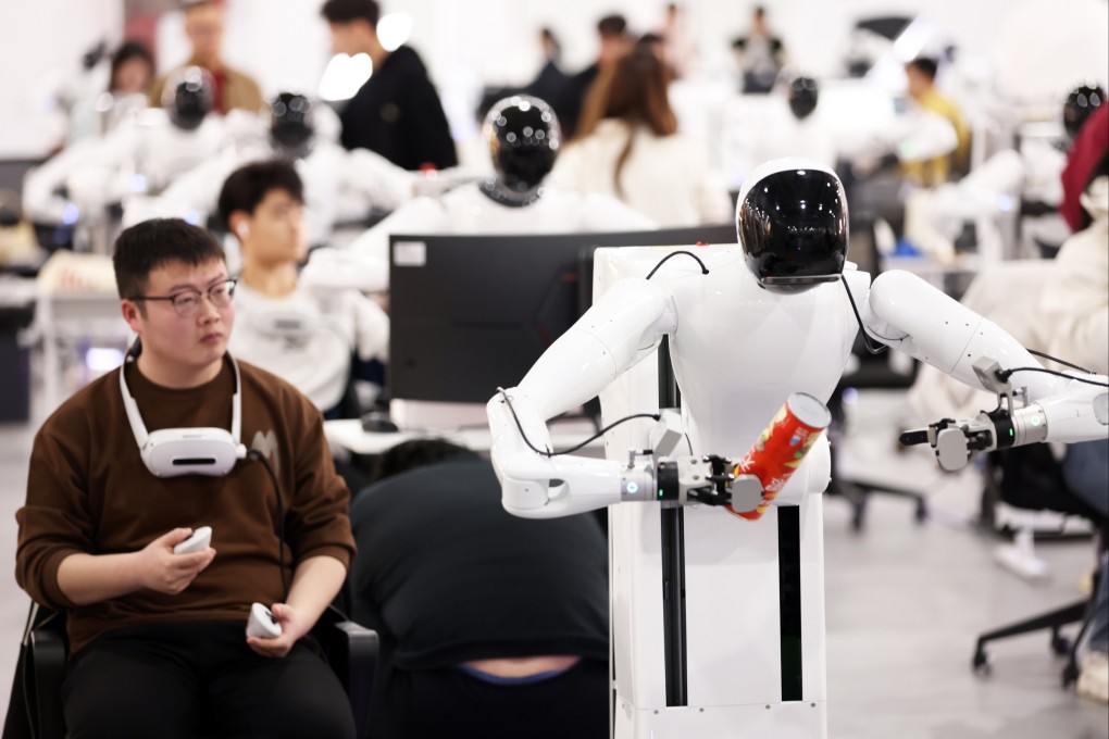 China Buka Basis Latihan Robot Besar untuk Kalahkan AS di Robot Humanoid