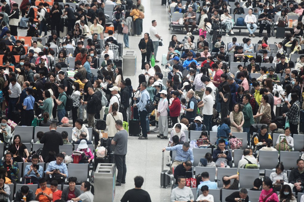 Passengers wait for trains at Hangzhou East Railway Station on April 30, in Hangzhou, Zhejiang province. Photo: VCG via Getty Images
