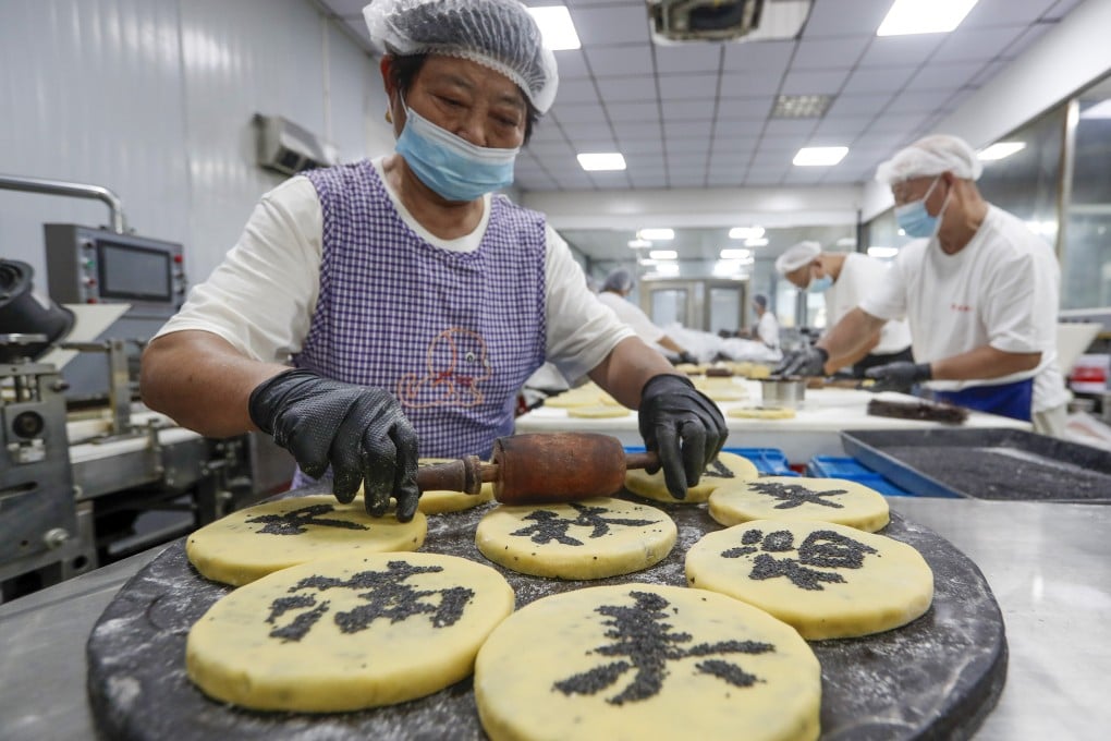 Sales of mooncakes, a traditional gift during China’s Mid-Autumn Festival holiday, are expected to drop this year for the first time since 2015. Photo: VCG via Getty Images
