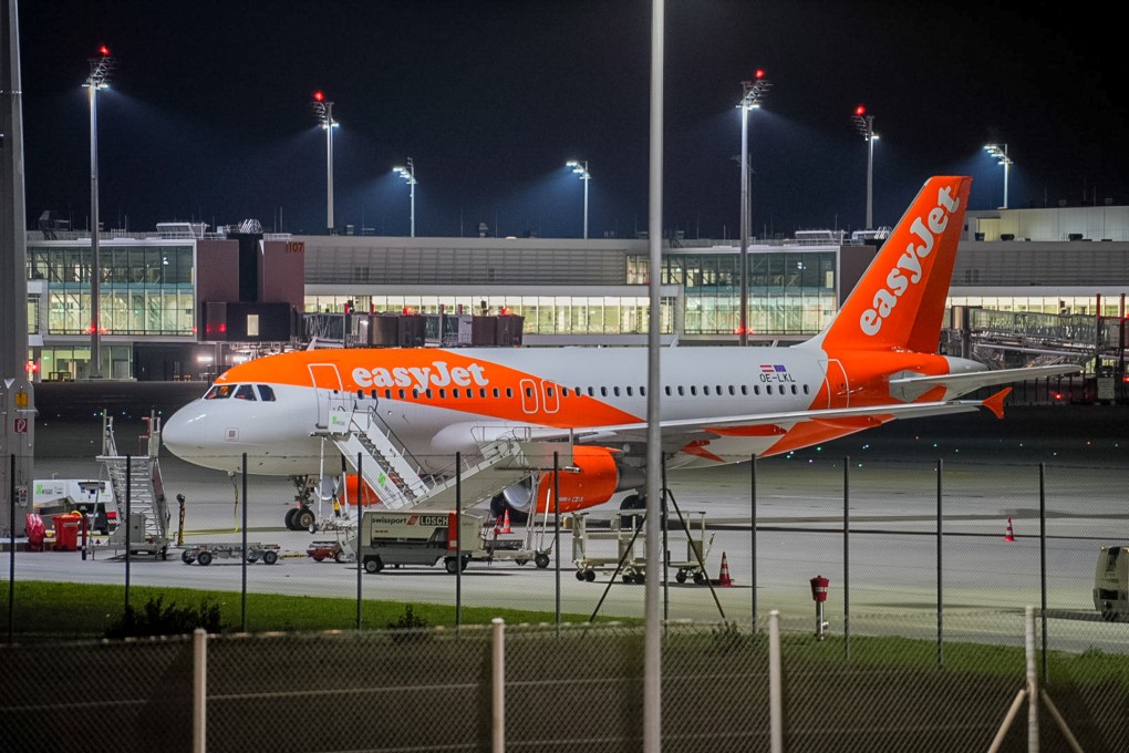 An Easyjet airline plane is parked at Munich Airport after possible drone sightings. Photo:dpa