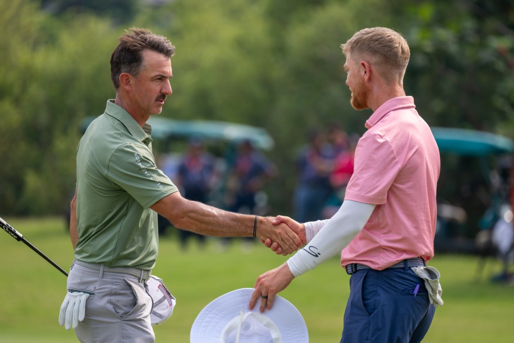 Australian Wade Ormsby (left) beat Zimbabwe’s Scott Vincent, whose runner-up finish gave him top spot in the International Series rankings. Photo: Asian Tour.