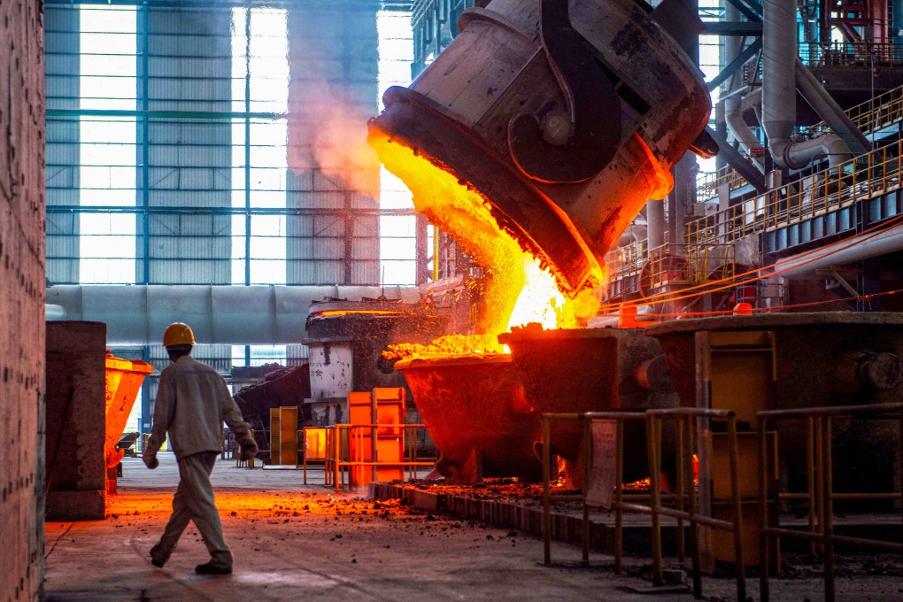 Molten steel at a factory in China’s Jiangsu province. European officials say China is by far “the biggest problem” and its steel overcapacity issue has been getting worse. Photo: AFP