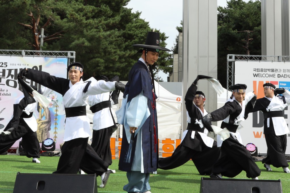Performers in hanbok put on a show at the National Museum of Korea, part of the wider Welcome Daehakro Festival, which has returned for its ninth edition. Photo: courtesy of Korea Tourism Organisation