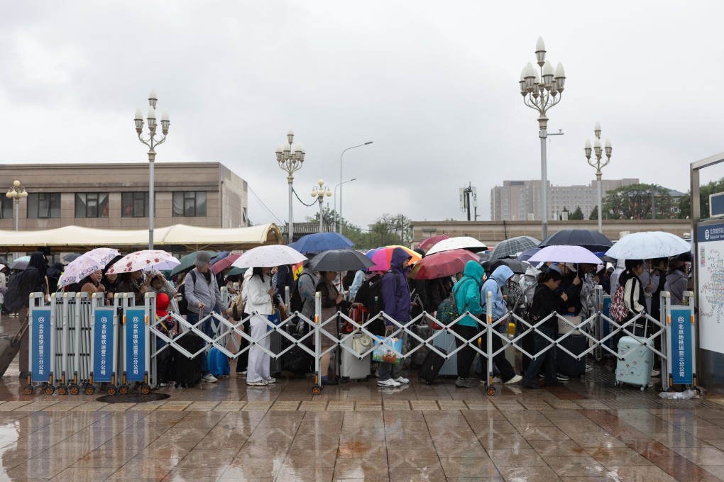 China recorded a record surge in travel during the just-concluded “golden week” holiday, with the country’s transport hubs handling more than 2.4 billion passenger trips. Photo: EPA