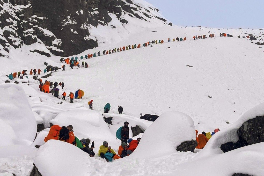 Hikers stranded on the eastern slopes of Mount Everest have been guided to safety by rescuers, according to officials from Tingri county in Shigatse city, Tibet. Photo: Handout