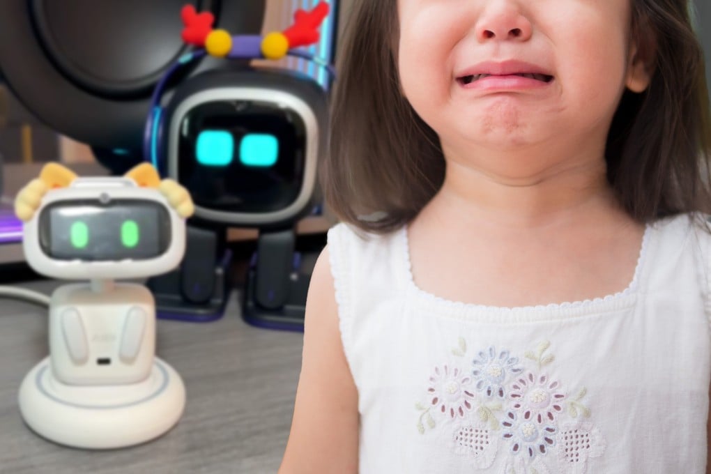 A touching video emerged of a little girl crying as she bid farewell to her AI robot, which was being decommissioned after a fall. Photo: SCMP composite/Shutterstock/RedNote