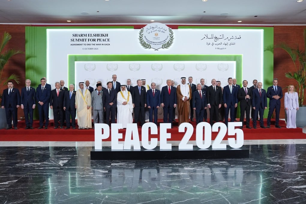 US President Donald Trump and other world leaders at the summit in Sharm el-Sheikh, Egypt. Photo: AP
