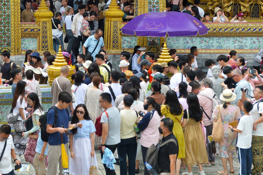 Chinese tourists visited the Grand Palace in Bangkok, Thailand in October 2024. Photo: Xinhua