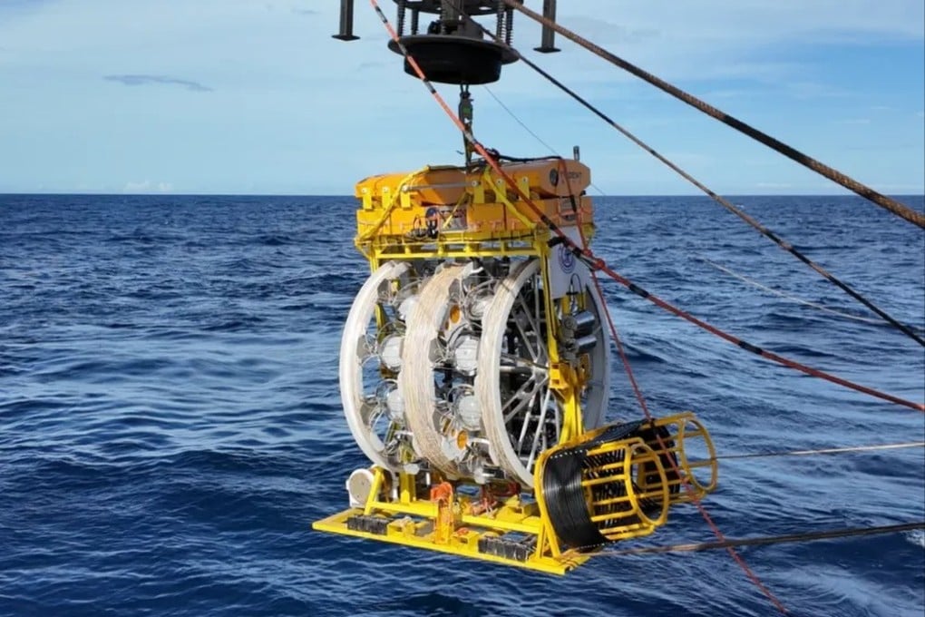 Ilmuwan Cina Gunakan Teknologi Laba-Laba Bangun Observatorium Neutrino Raksasa