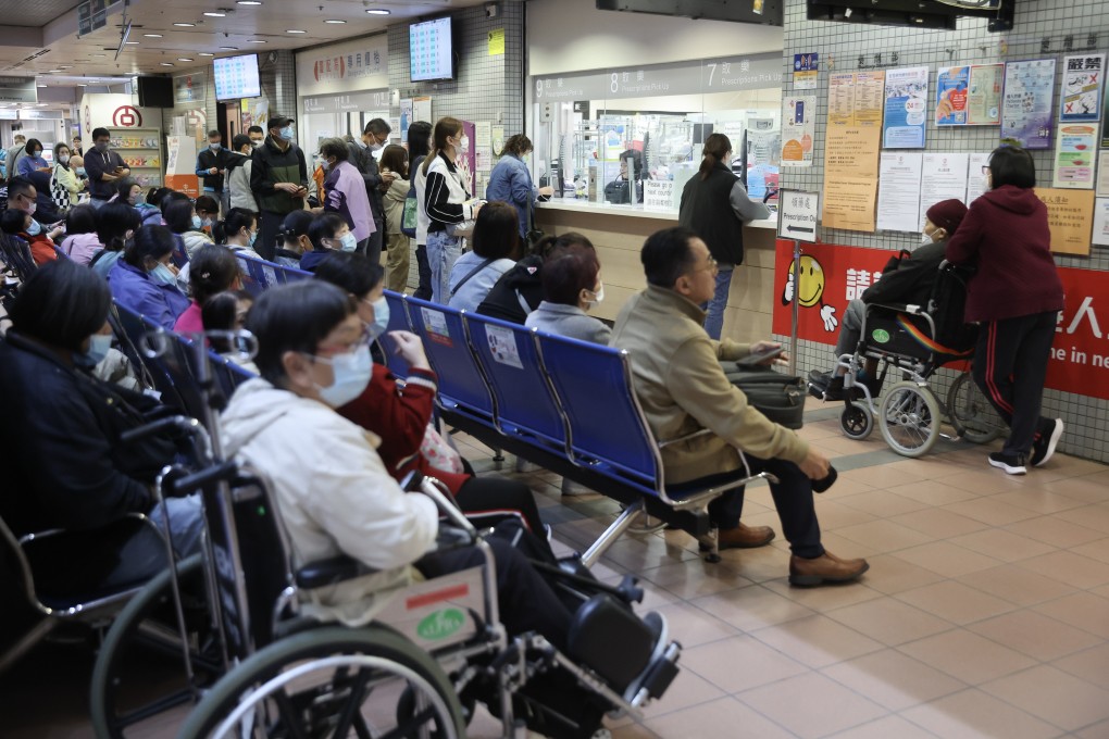 People wait at the accident and emergency department at Pamela Youde Nethersole Eastern Hospital. Photo: Edmond So