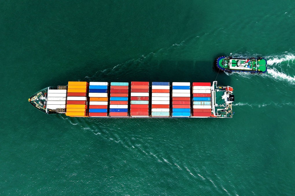 A container ship sails at the port in Qingdao, in China’s eastern Shandong province on October 9, 2025. Photo: AFP