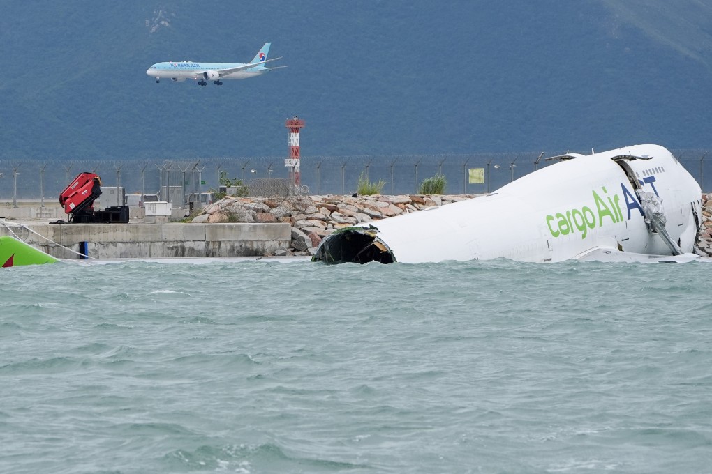 A team of five from the US’ National Transportation Safety Board will be arriving in Hong Kong to assist with the investigation into the cargo plane crash that killed two security workers. Photo: Elson Li