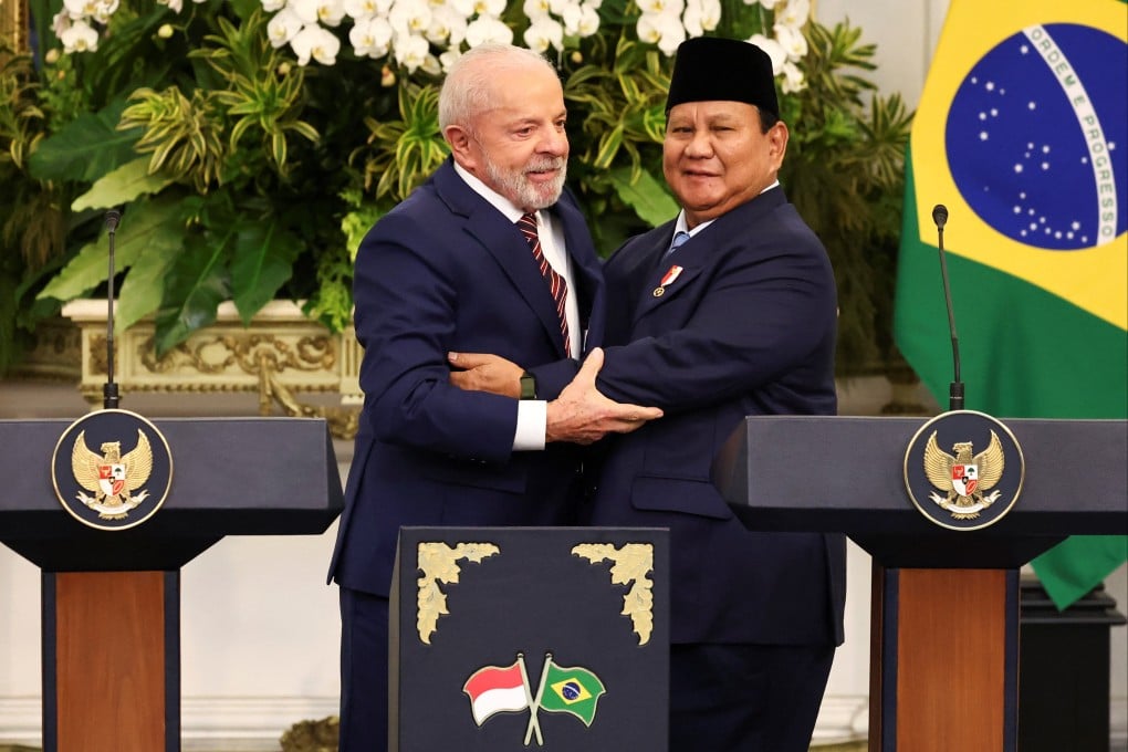 Brazil’s President Luiz Inacio Lula da Silva hugs his Indonesian counterpart Prabowo Subianto during a joint press conference following their meeting at Merdeka Palace in Jakarta, Indonesia, on Thursday. Photo: Reuters
