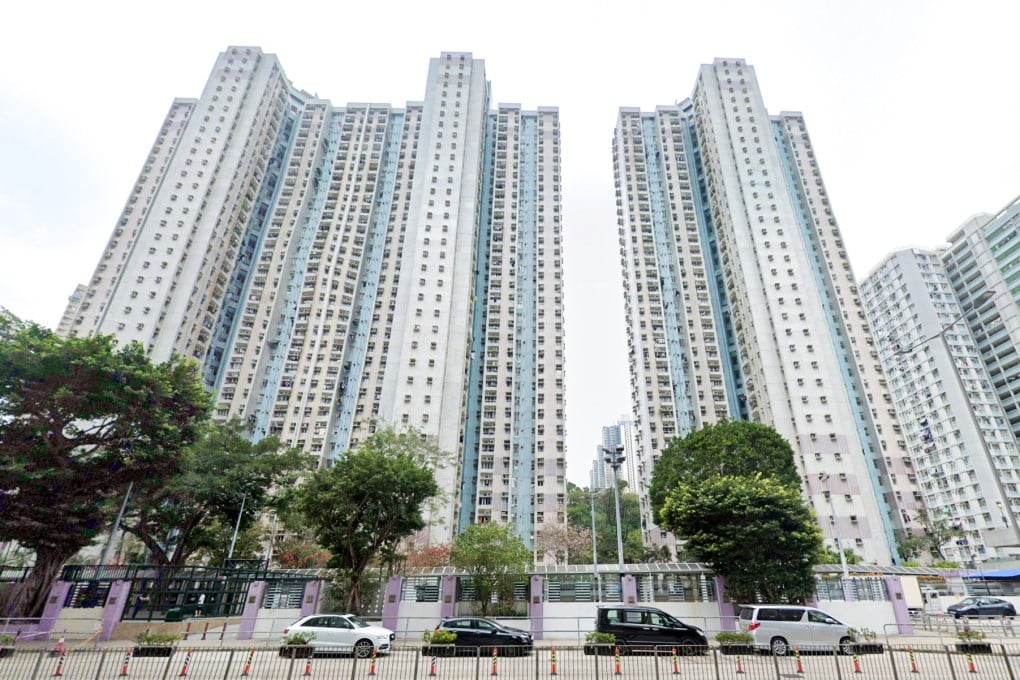 The 25-year-old man was found by his dad inside the flat at Kwai Chun Court in Kwai Chung. Photo: Google Maps