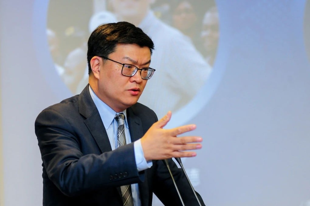 Da Wei, director of the Centre for International Security and Strategy at Tsinghua University, has called on the United States and China to show self-restraint as they try to cool down tensions over trade and technology. Photo: Tsinghua University