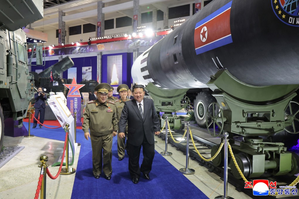 North Korean leader Kim Jong-un attends a military hardware exhibition in Pyongyang, on October 4. Photo: EPA