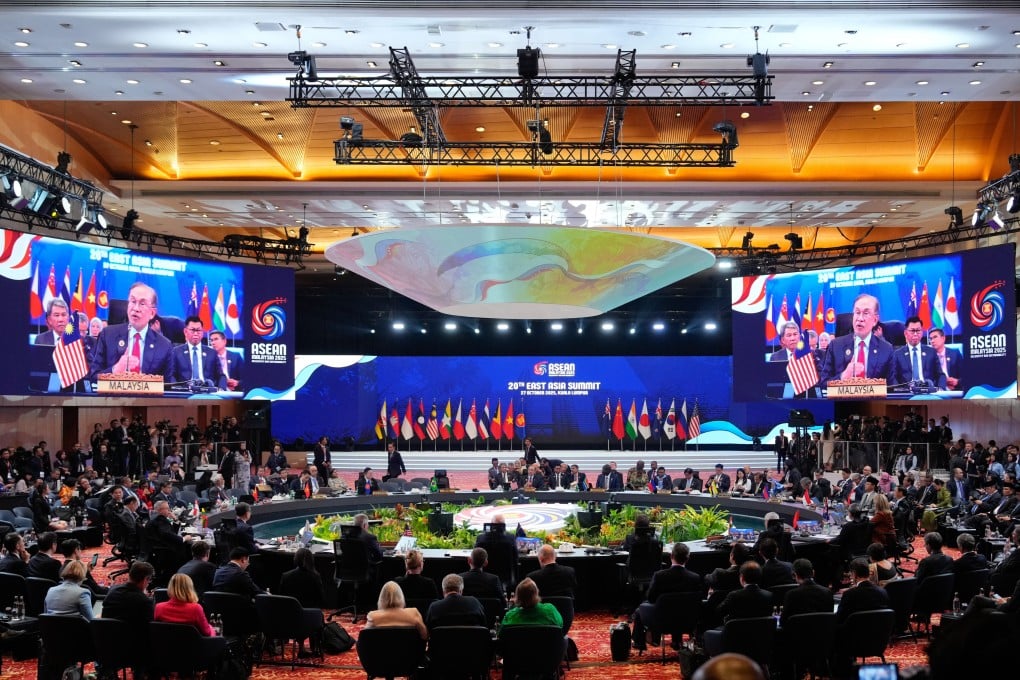 Participants attend the 20th East Asia Summit in Kuala Lumpur on Monday. Photo: AP