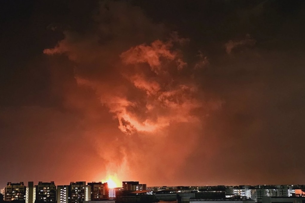 A view of a flare from a chemical plant at Pasir Gudang in Johor Bahru, Malaysia from an estate in Singapore. Photo: Facebook/Anne Yong