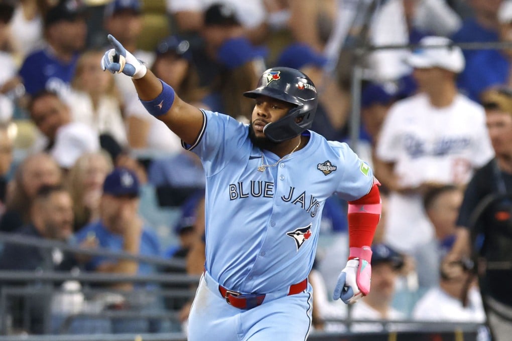 Toronto Blue Jays slugger Vladimir Guerrero Jnr rounds the bases after hitting a two-run home run in Game 4 at Dodger Stadium. Photo: Kyodo