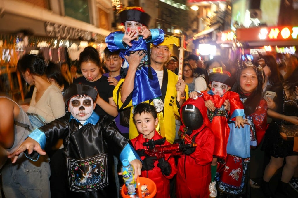 Many local residents, expats and mainland Chinese visitors were dressed in a variety of outfits. Photo: Dickson Lee
