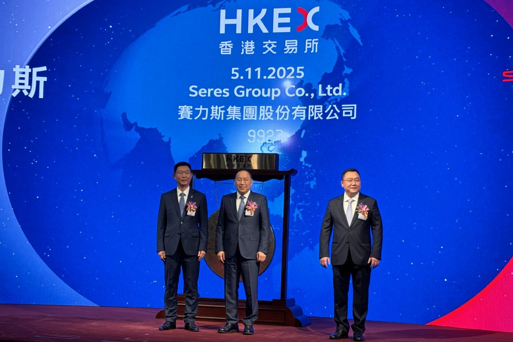 (From left) Seres president He Liyang, founder Zhang Xinghai and chairman Zhang Zhengping at the company’s listing ceremony in Hong Kong on Wednesday. Photo: Yulu Ao