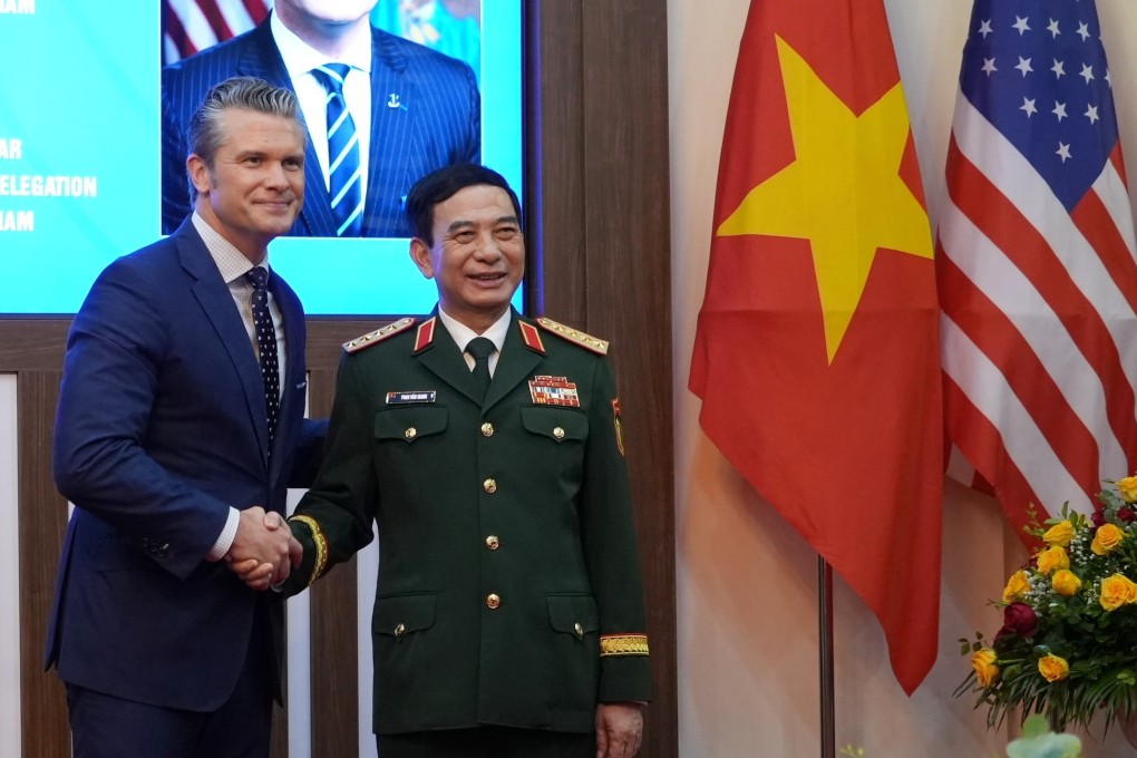 US Defence Secretary Pete Hegseth and Vietnamese Defence Minister Phan Van Giang shake hands before a meeting in Hanoi on November 2. Photo: AP