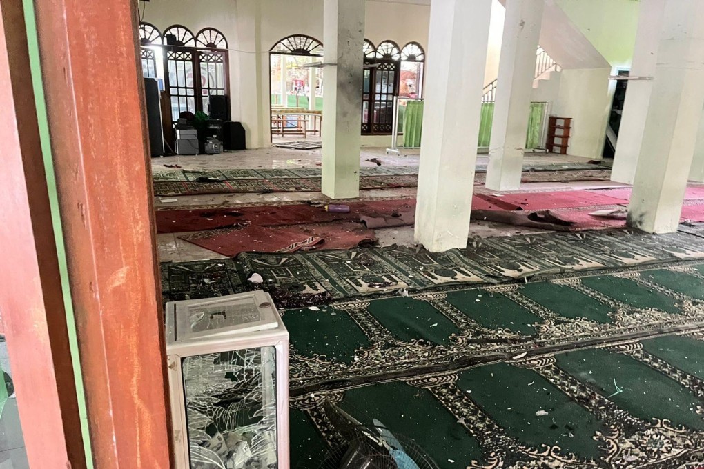 Jakarta mosque blast injures 55 during Friday prayers, teen suspect  identified | South China Morning Post