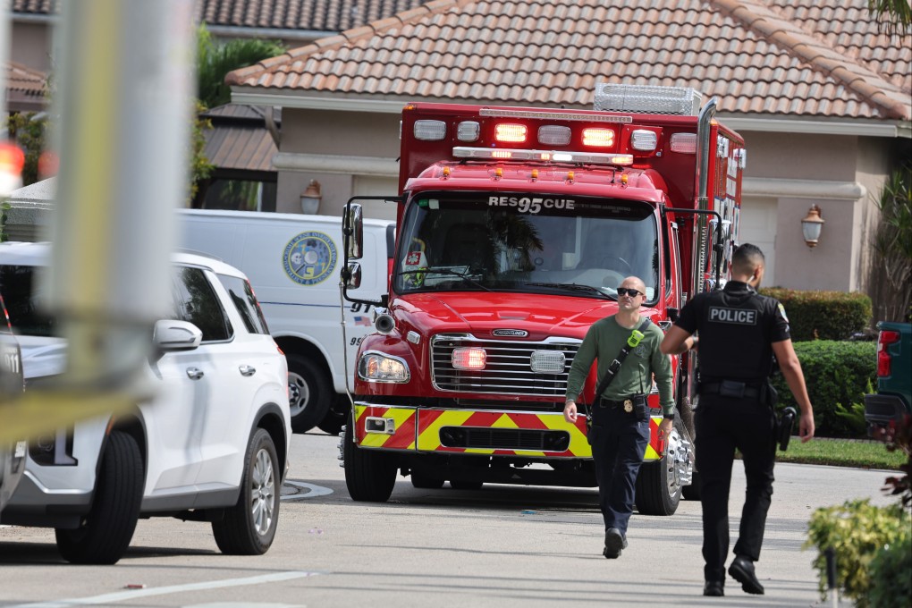 Emergency workers at the scene where a plane crashed in the Windsor Bay community in Coral Springs, Florida on Monday. Photo: South Florida Sun-Sentinel via AP
