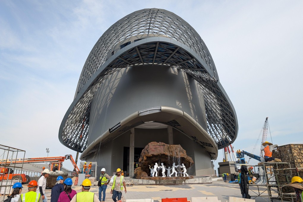 Construction workers at the Lin Xiang Xiong Art Gallery. The museum, dedicated to “Art for Peace”, is set to open in George Town, the capital of the Malaysian state of Penang, in December. Photo: Lisa Cam