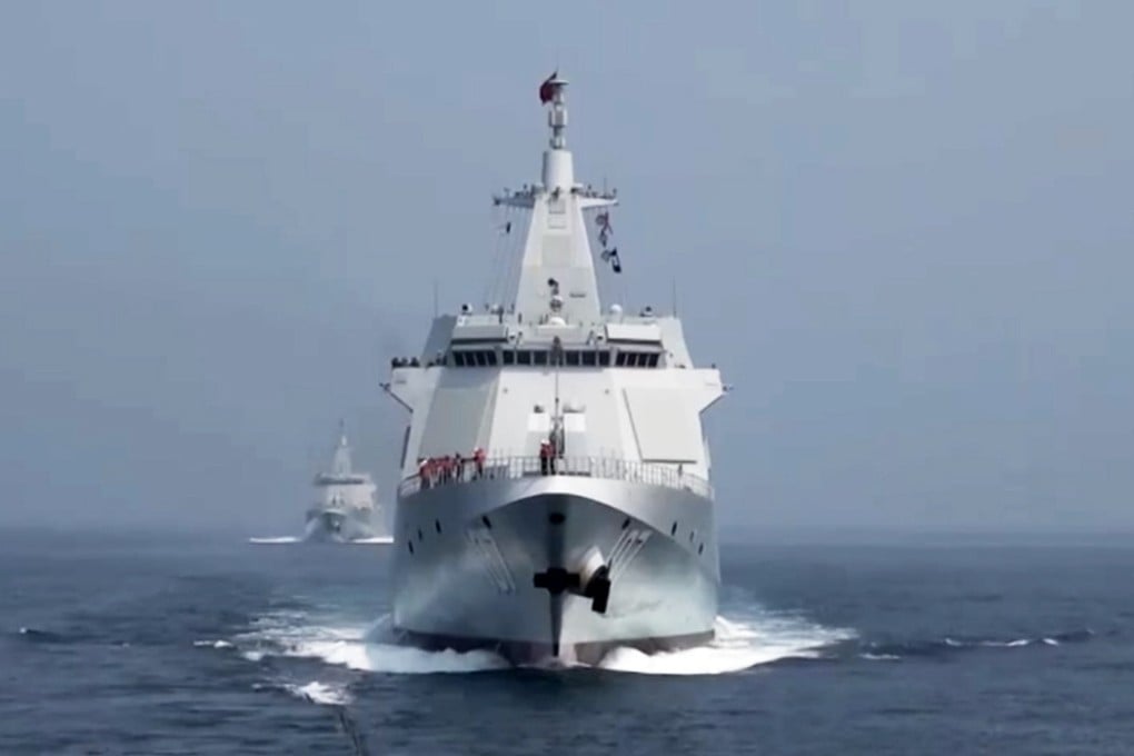 Tokyo says a Chinese Type 055 destroyer was among three PLA warships to travel past the south of Japan on Tuesday. Photo: CCTV