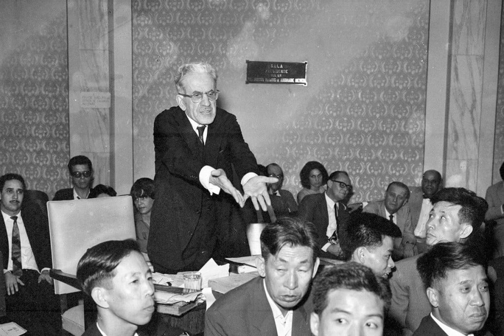 Lawyer Sobral Pinto defending the nine Chinese nationals who were convicted, tortured and expelled from Brazil in 1964. Photo: handout