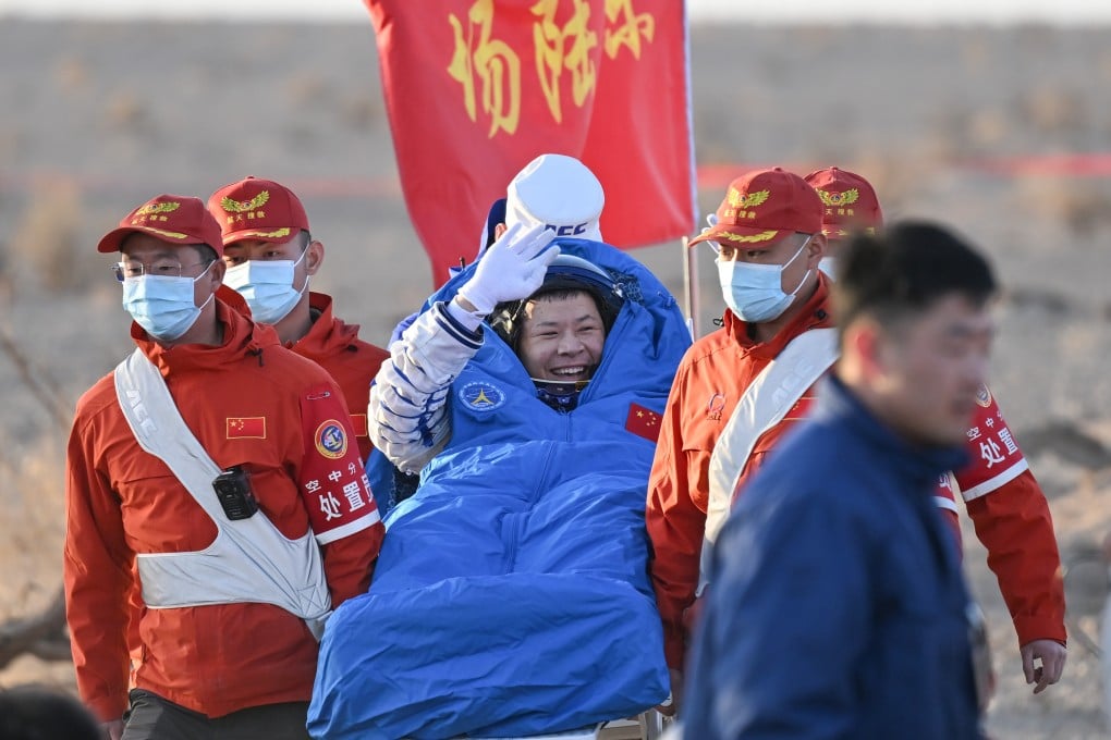Kembalinya Ilmuwan Tiongkok dan Misi Luar Angkasa Menguatkan Kemajuan Sains Nasional