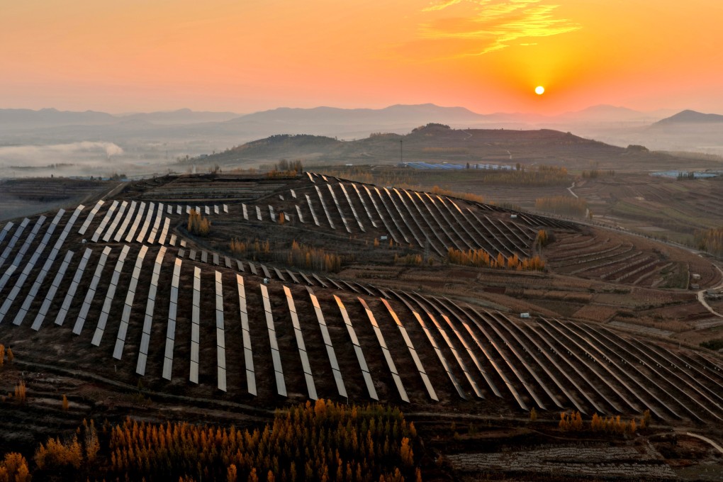 A solar farm in China’s Shandong province. China leads the world in clean-energy investment, spending US$625 billion on the sector last year alone. Photo: Xinhua