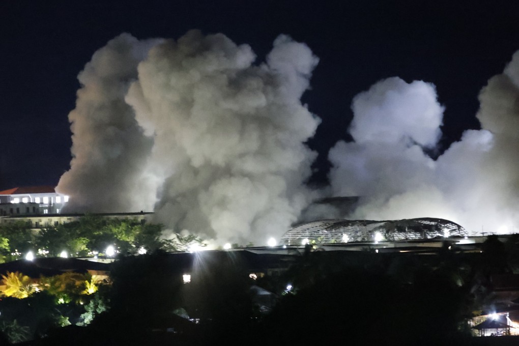 White smoke billows after an explosion at KK Park online scam centre in Myawaddy, Myanmar, on  October 25, Photo: AP