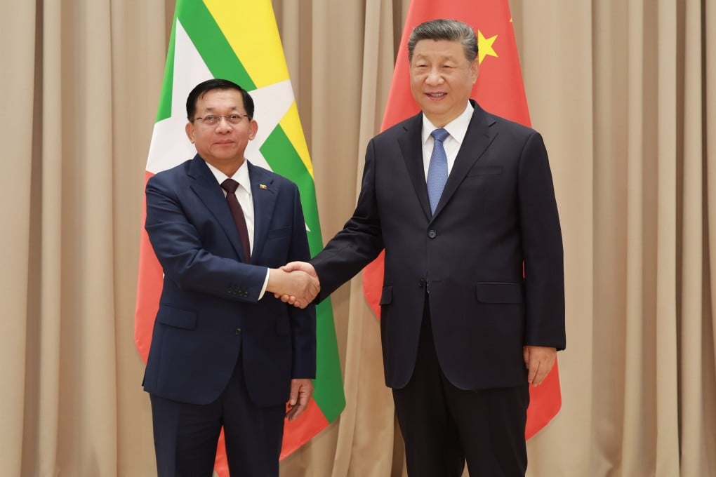Chinese President Xi Jinping shakes hands with Myanmar leader Min Aung Hlaing in Moscow in May, on the sidelines of celebrations marking the 80th anniversary of the Soviet victory in World War II. Photo: Xinhua