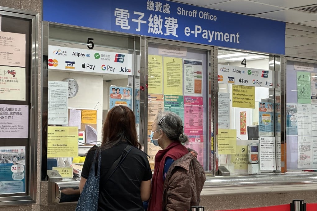 People at the Shroff Office of Queen Elizabeth Hospital in Jordan on March 25. Photo: Jelly Tse