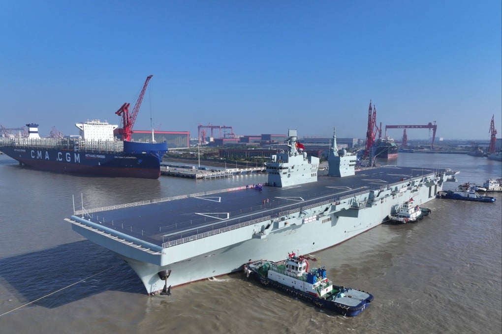China’s first Type 076 amphibious assault ship, the Sichuan, sets sail from a shipyard in Shanghai on November 14 for its first sea trial. Photo: Xinhua