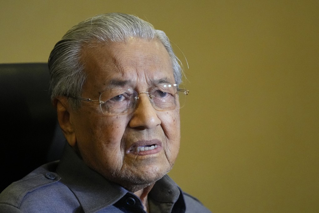 Former Malaysian prime minister Mahathir Mohamad speaks during a news conference at his office in Putrajaya, Malaysia in January 2024. Photo: AP