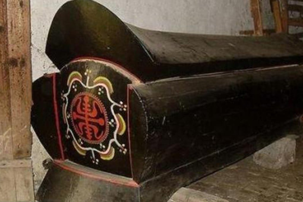 An elderly son in China fell seriously ill after sleeping on his late mother’s bed, a local tradition believed to appease departed souls. Photo: Sohu