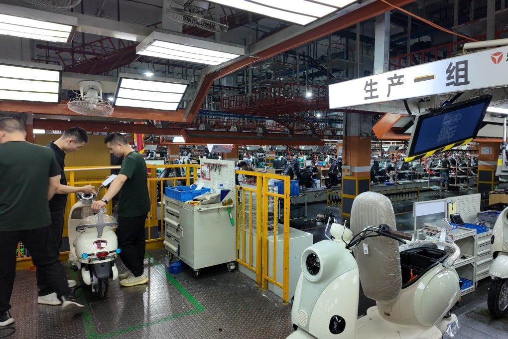 An assembly line at electric scooter manufacturer Yadea in Wuxi, Jiangsu province. Photo: Wency Chen