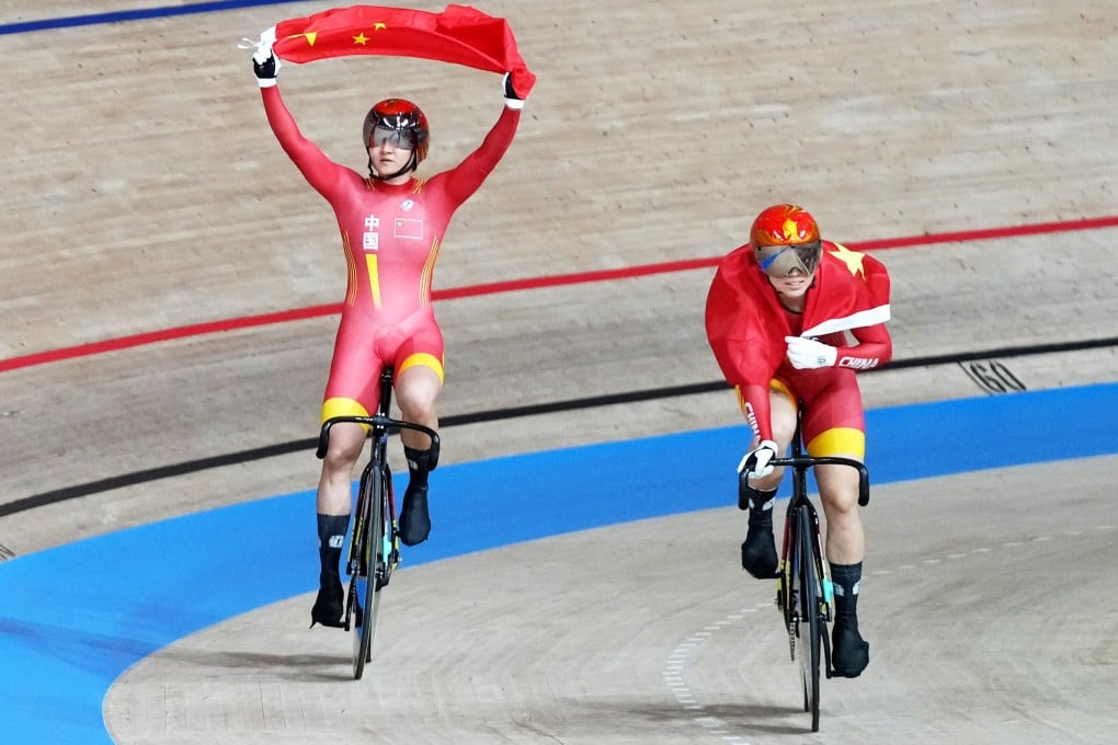 Zhong Tianshi (left) and Bao Shanju of China win women’s team sprint gold at the Tokyo Olympics in 2021. Photo: EPA-EFE